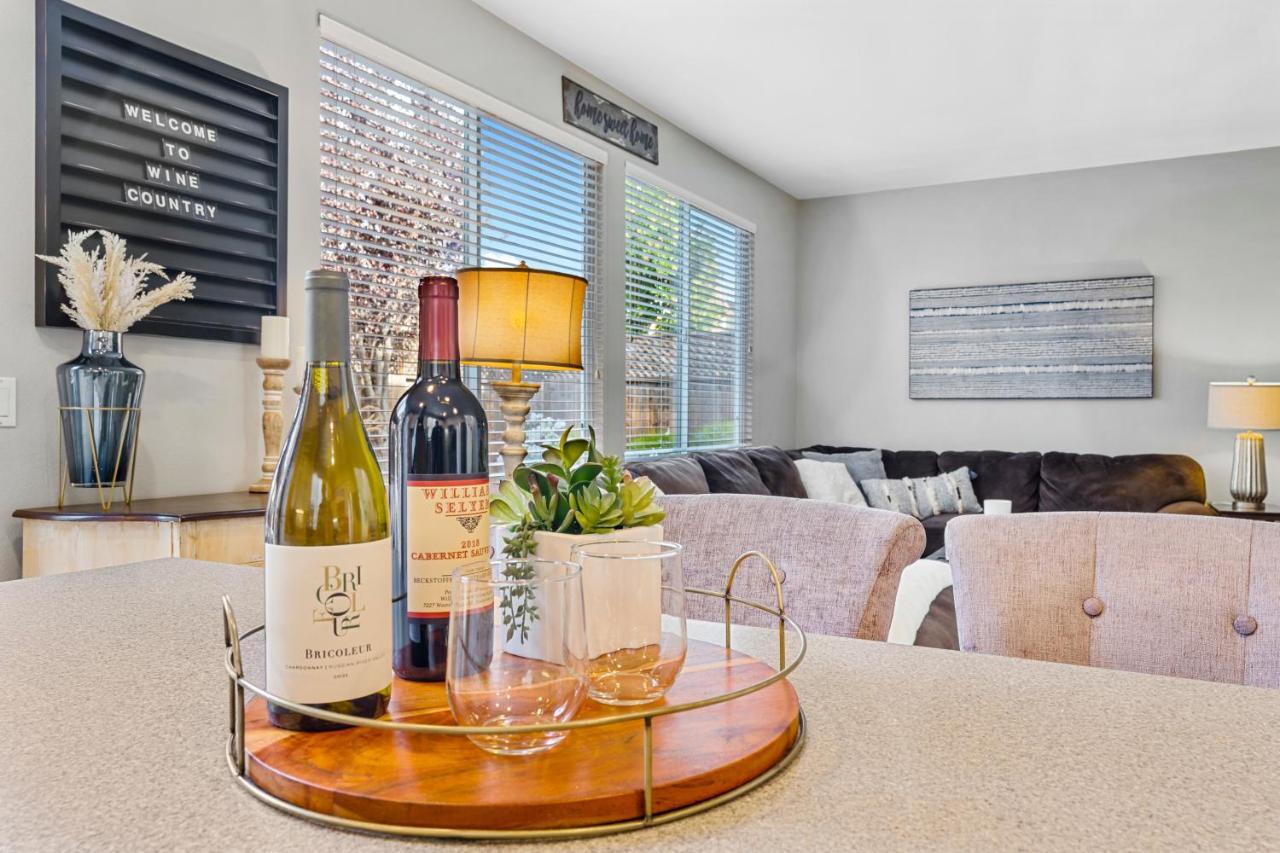 Brand New Listing - Windsor “Winetopia” Getaway Dış mekan fotoğraf